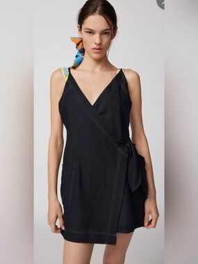 Urban outfitters Black Wrap-Style Spaghetti Strap Dress size Large